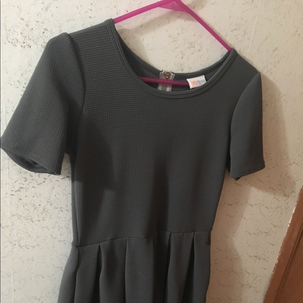 Medium LulaRoe Amelia!!